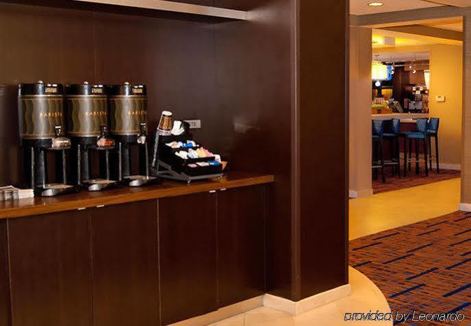 Courtyard By Marriott Cincinnati Airport 3*